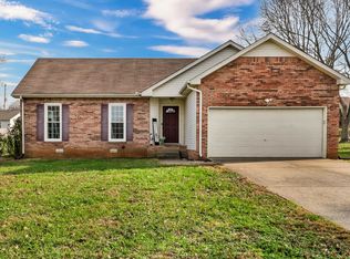 1760 Butternut Dr, Clarksville, TN 37042