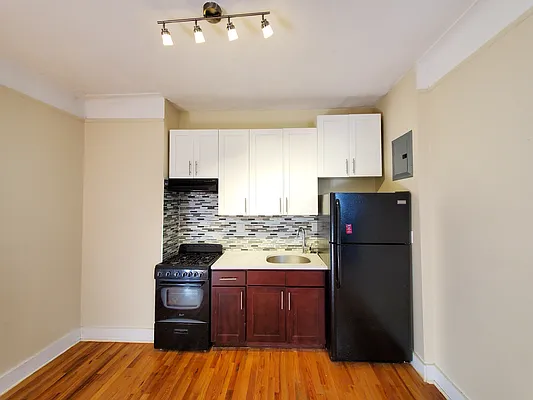 Rented by BRICK & GALO REALTY CORP | media 13