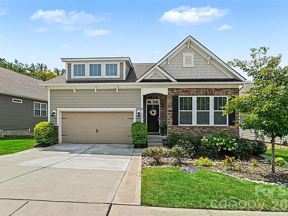 2nd image of 676 Latrobe Dr #315