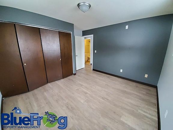 5th image of 356 E Marquette St #5