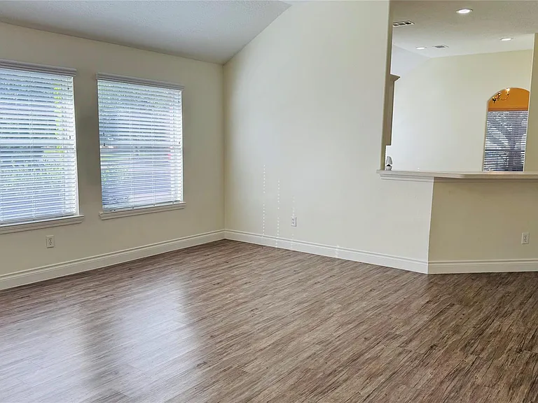 20210 Glen Burn Ct — Photo 10