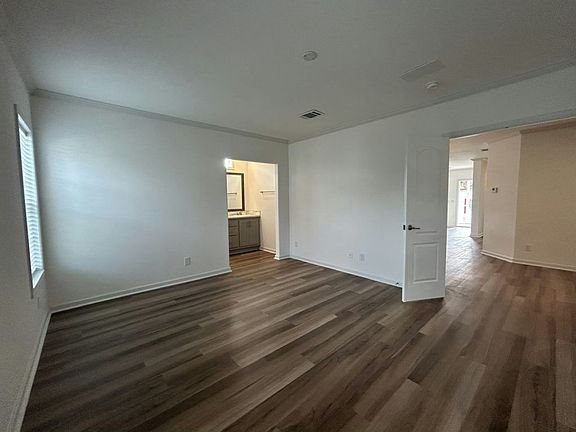 3rd image of 13123 Lime Ave