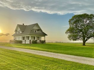 3763 N Glasgow Rd, Warrensburg, IL 62573