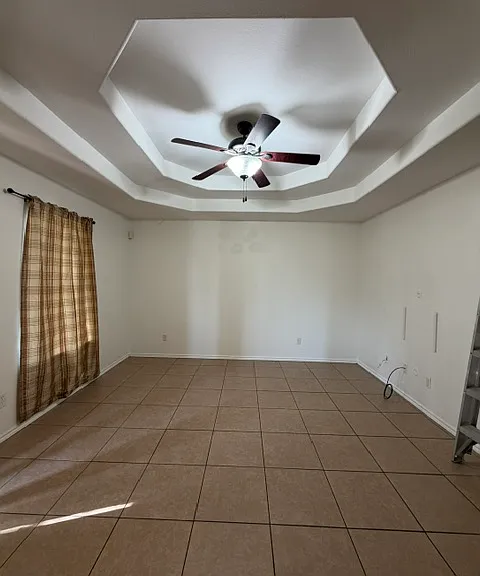 307 W Reid Dr — Photo 5