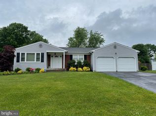 18 Blue Devil Ln, Hamilton, NJ 08619