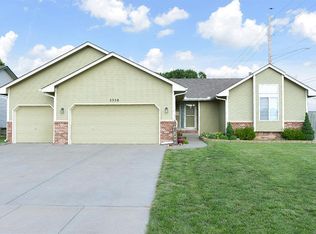 2338 S Prescott St, Wichita, KS 67209