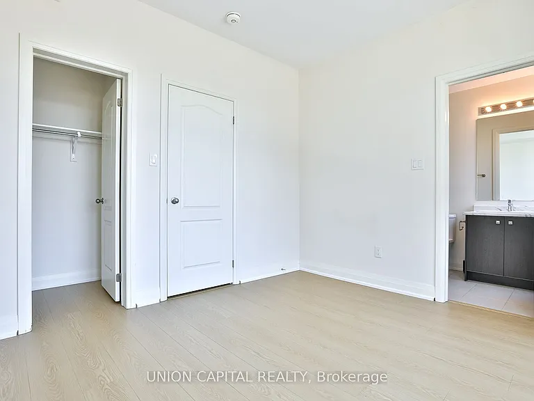 46 William Saville St — Photo 13