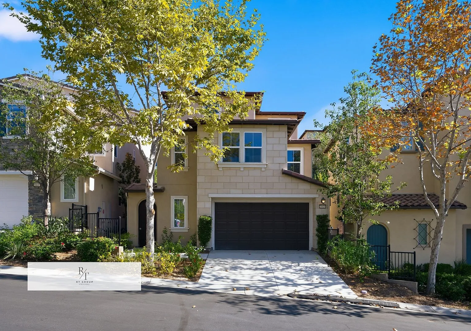 Luxury 4-Bedroom Home in Gated South Pointe with Walnut Valley Unified Schools ! — Photo 1