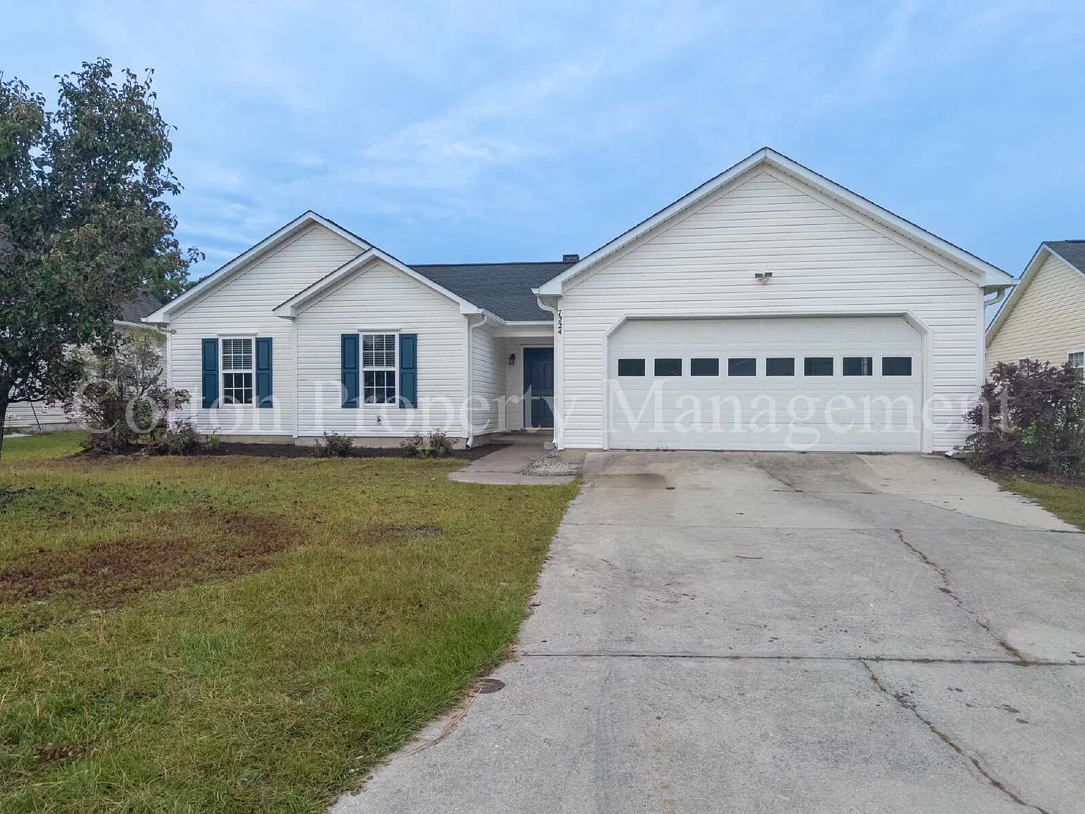 3 bed, 2.0 bath, 1700 sqft, $2,200 — Photo 1