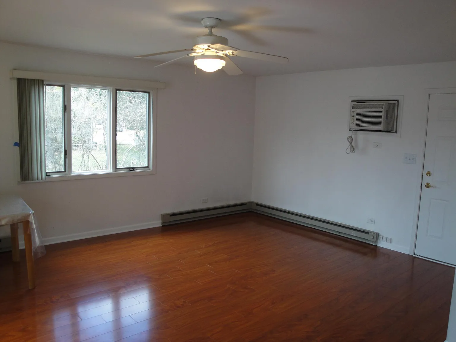 1 bed, 650 sqft, $1,200 — Photo 2