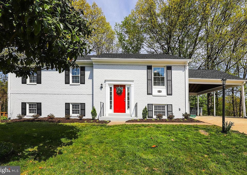 1st image of 6118 Redwood Ln
