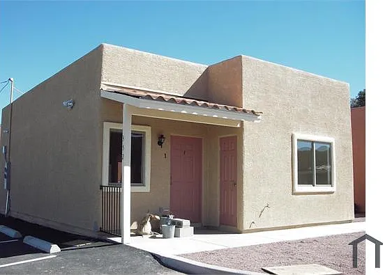 352 E Navajo Rd — Photo 1