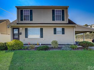 36 Cedar Ter, Parlin, NJ 08859