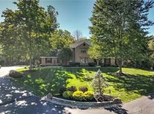 577 Miami Bluff Ct, Loveland, OH 45140
