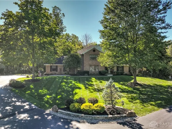 577 Miami Bluff Ct, Loveland, OH 45140