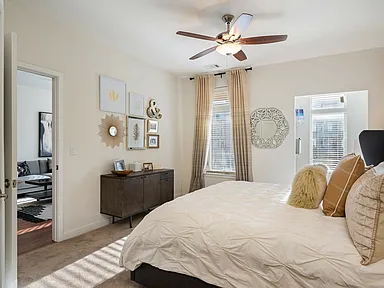 Domain City Center - 8800 Penrose Ln Lenexa KS (10 units available