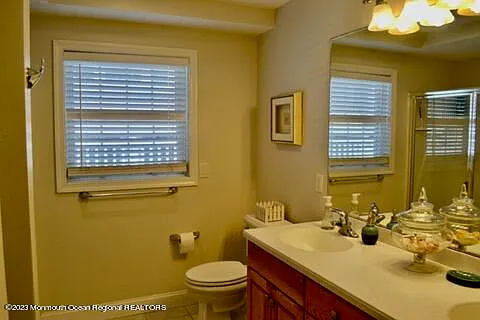 2 Bridge Ave — Photo 8