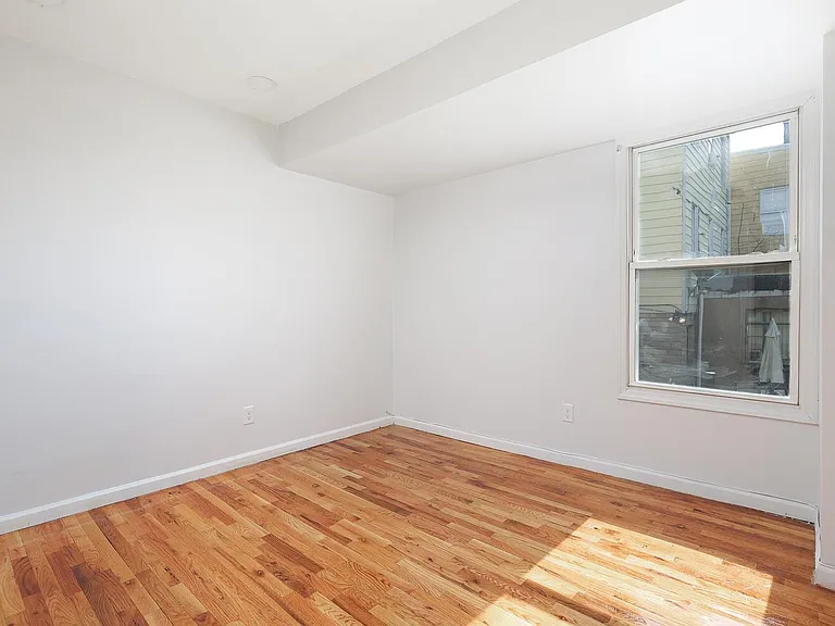 131 Armstrong Ave #1 — Photo 16