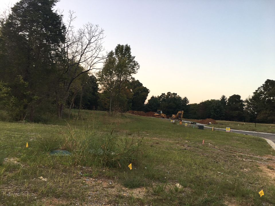 1st image of Willow Point Blvd