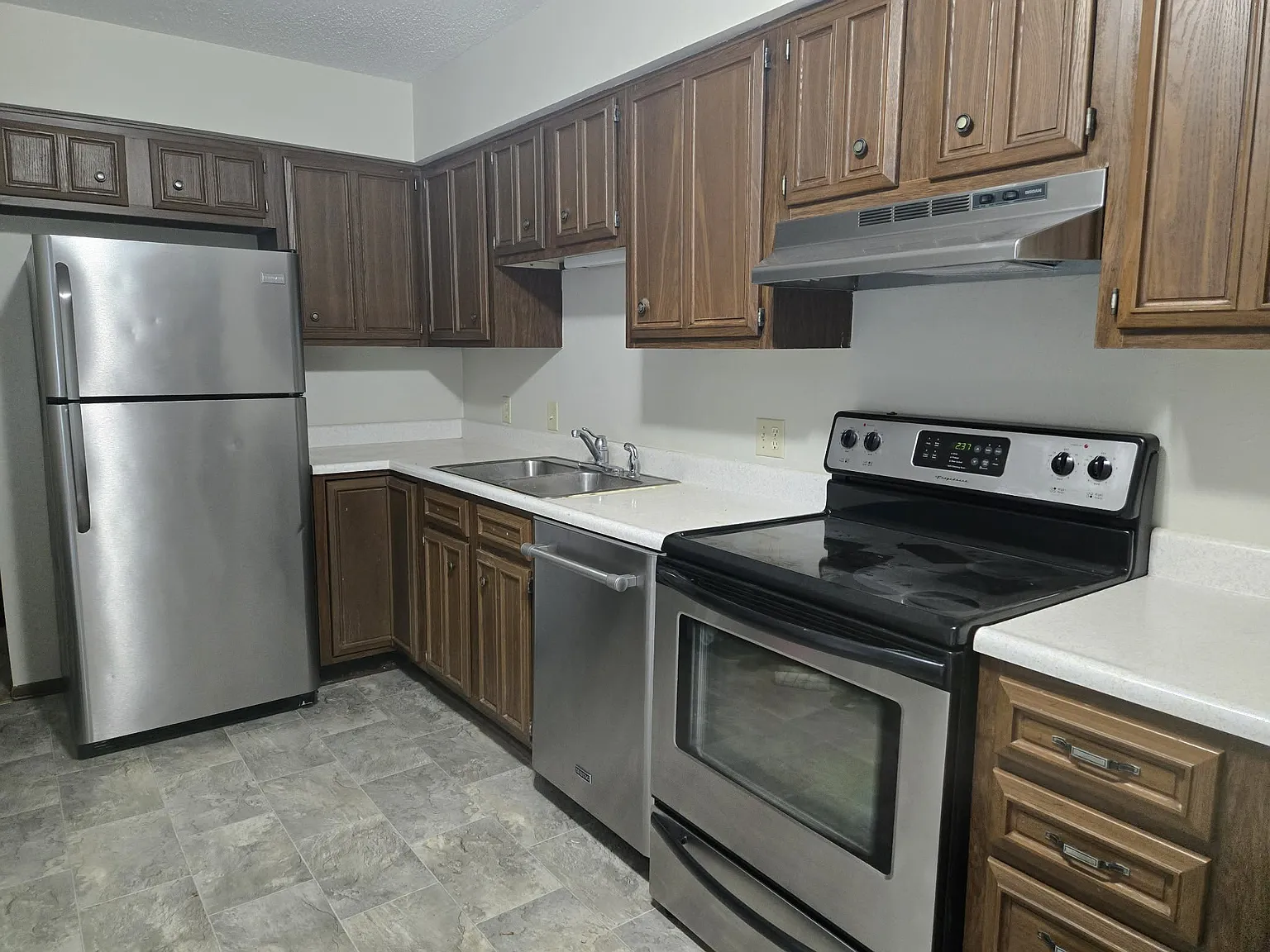 1 bed, 680 sqft, $850 — Photo 4