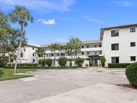 5th image of 1630 Seaway Drive #209