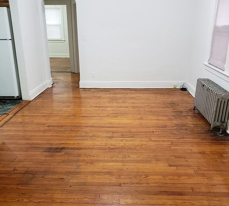 1st image of 18216 141st Ave #1