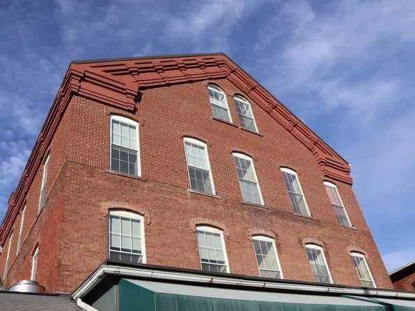 89 Main St APT D, Northampton, MA 01062