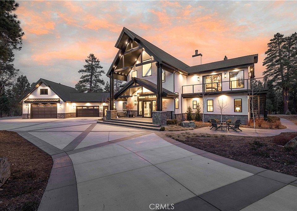 1st image of 634 Cedar Glen Dr