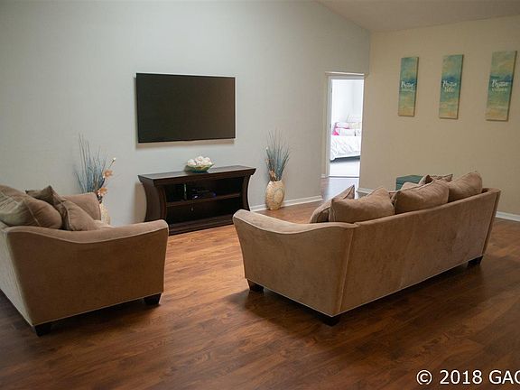 3rd image of 2216 NW 49th Ave