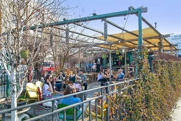 Rented by Ink Realty Services LLC | media 28