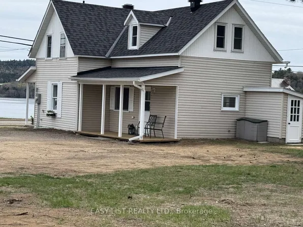 104 Siberia Rd, Madawaska Valley, ON K0J 1B0