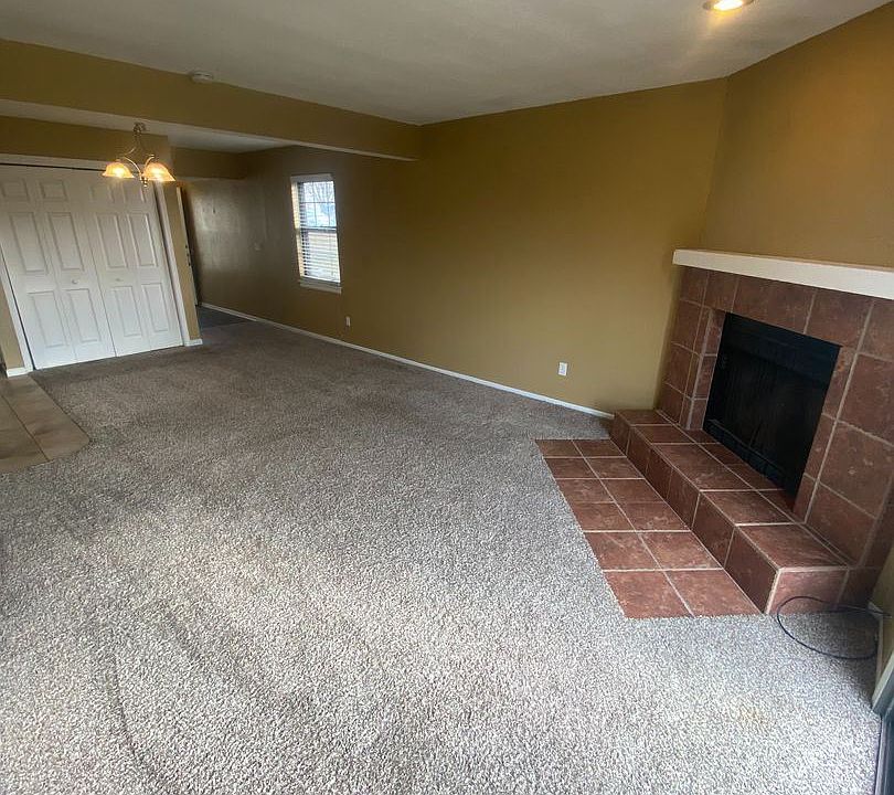 1st image of 1239 SE 8th St #9373019