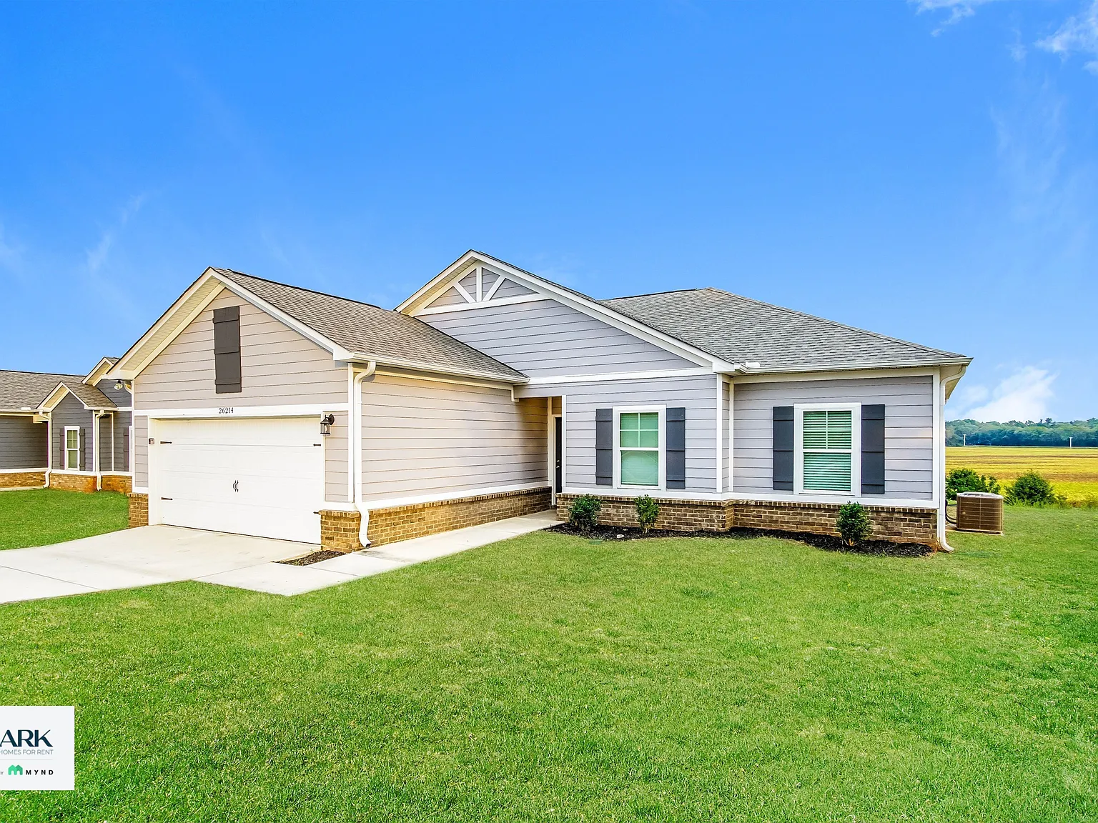 4 bed, 2.0 bath, 1574 sqft, $1,810 — Photo 3