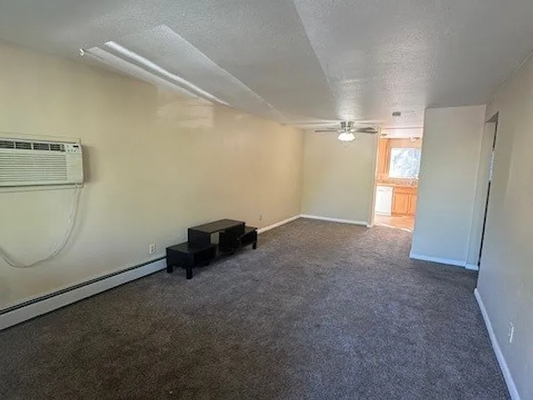 1809 Emery St — Photo 7