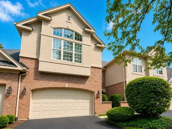 1204 Ashbrook Ct, Darien, IL 60561