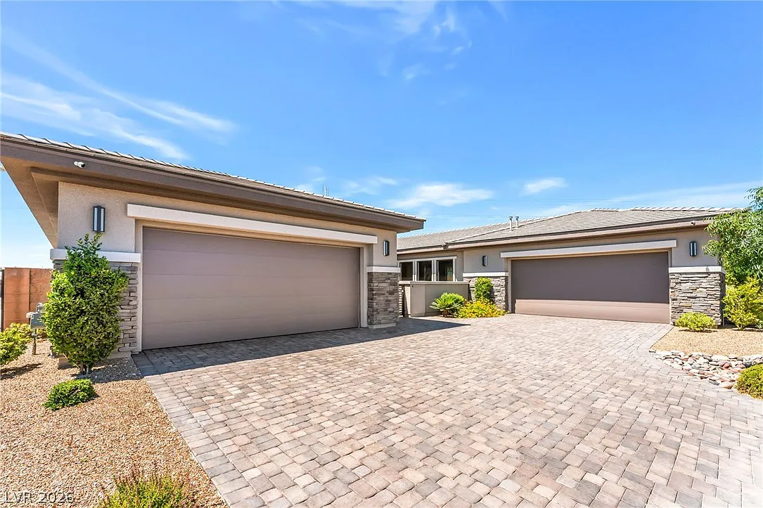 4 bed, 3.5 bath, 4285 sqft, $5,500 — Photo 3