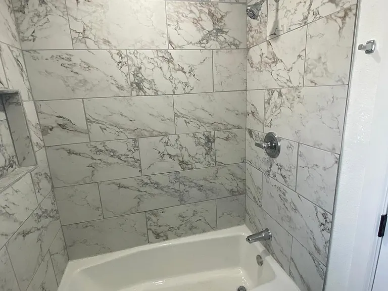1506 Edwards St — Photo 21