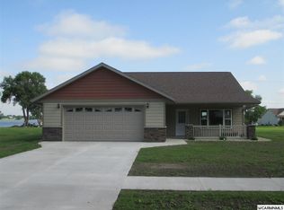 50 W Front St, Cottonwood, MN 56229