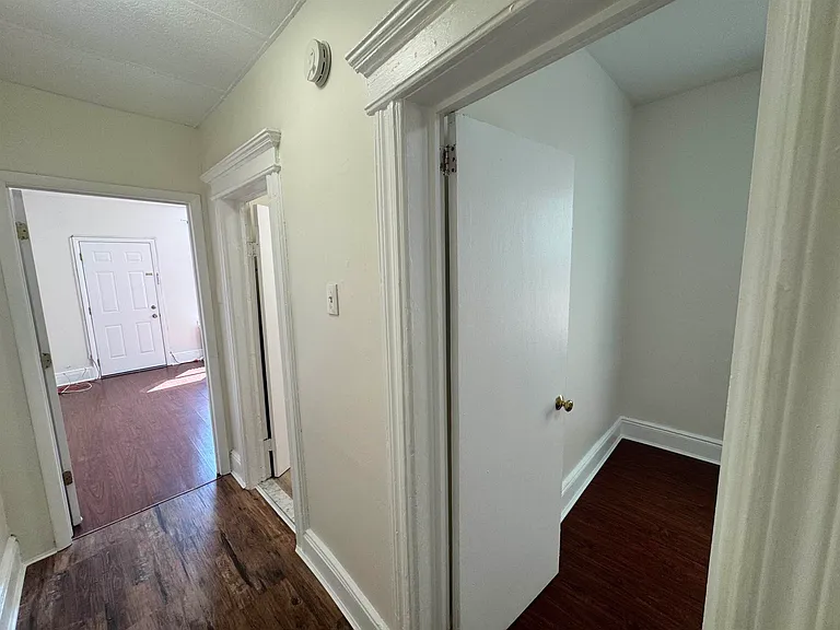 72 W 17th St #2 — Photo 7