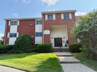 14 Dailey St APT A, Attleboro, MA 02703