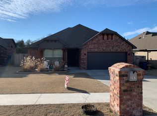 257 Timber Ln, Harrah, OK 73045