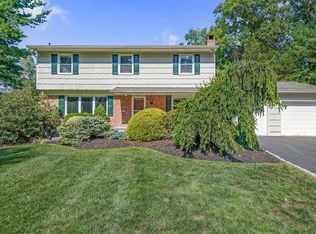 22 Sandstone Trl, New City, NY 10956