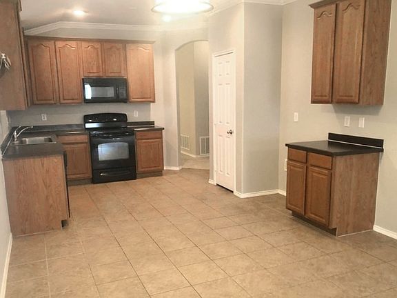 4th image of 1604 Grassy View Dr