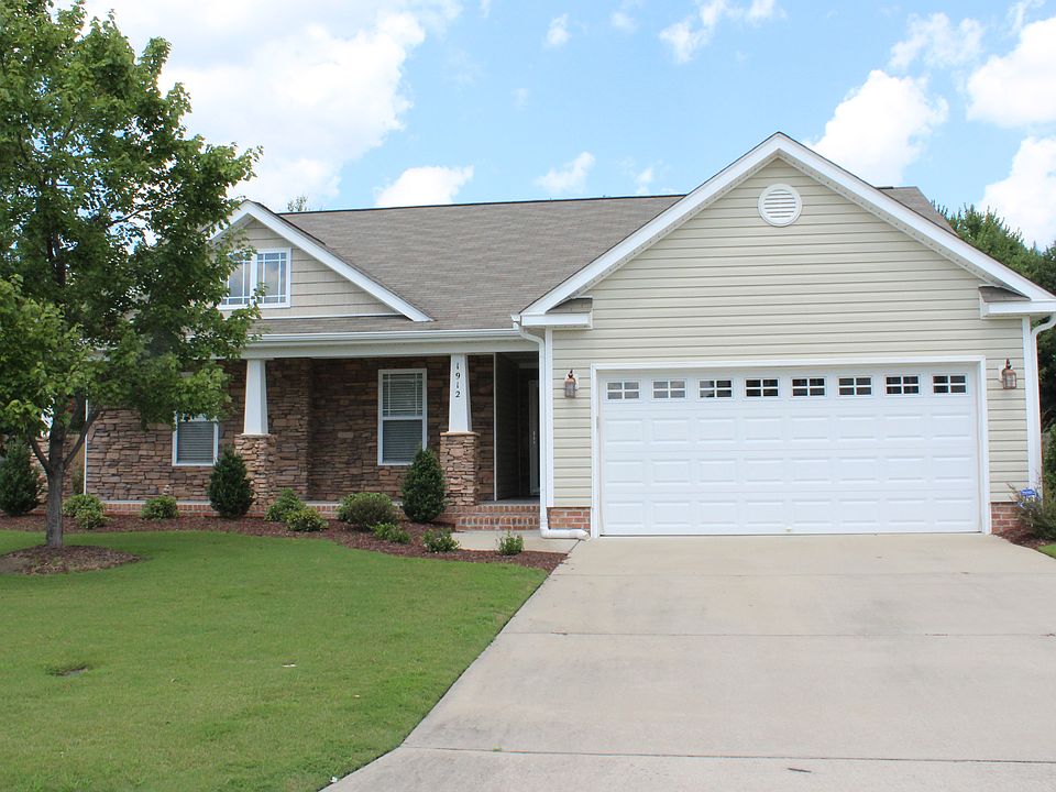 1st image of 1912 Stonewood Dr