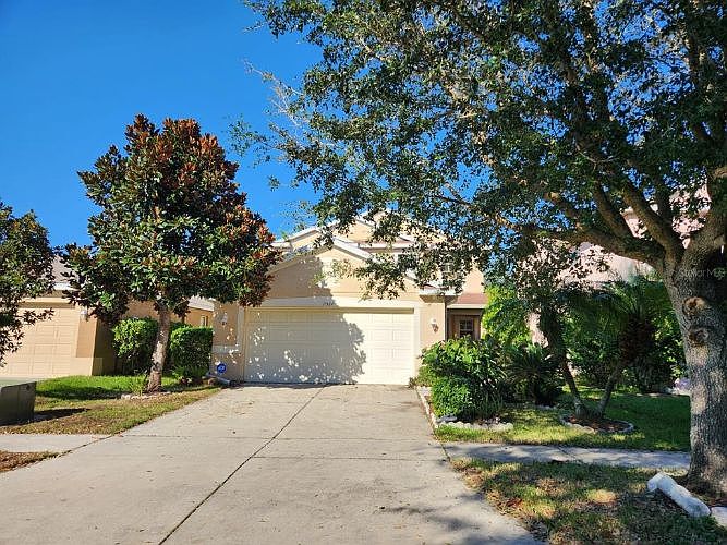 1st image of 11527 Hammocks Glade Dr