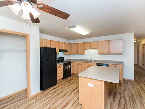 2nd image of 3421 Norton St #17830929