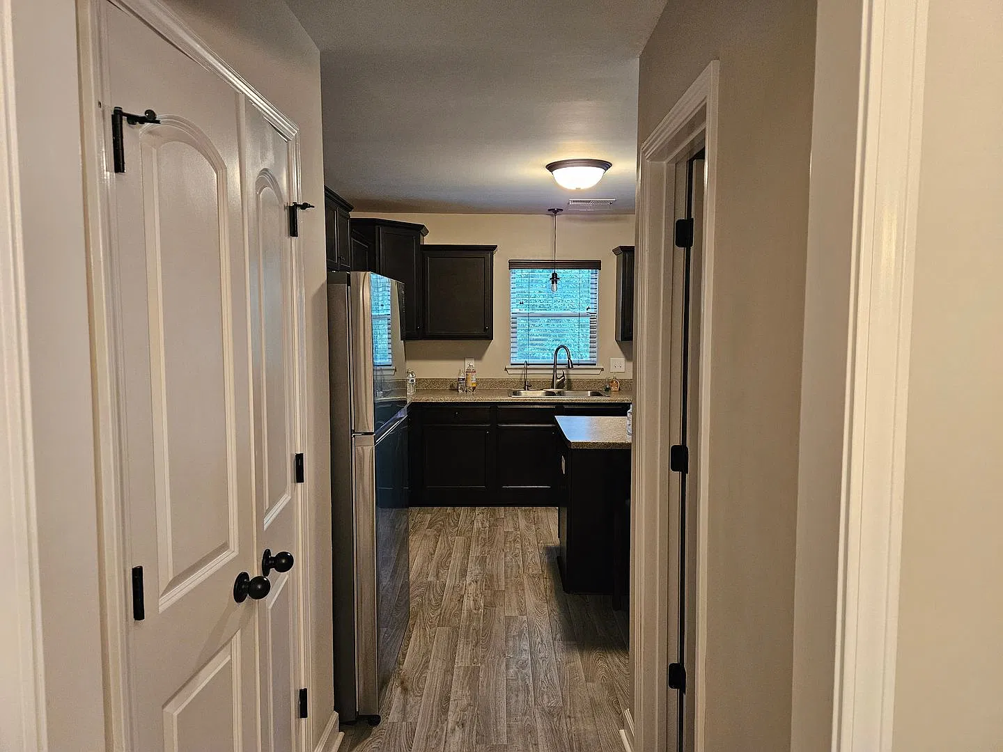 Charming 3-bedroom, 2-bathroom unfurnished home - No HOA - Sneads Ferry — Photo 4