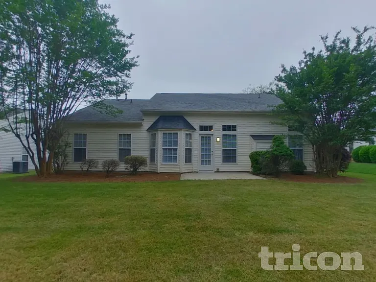 109 Gabriel Dr — Photo 20