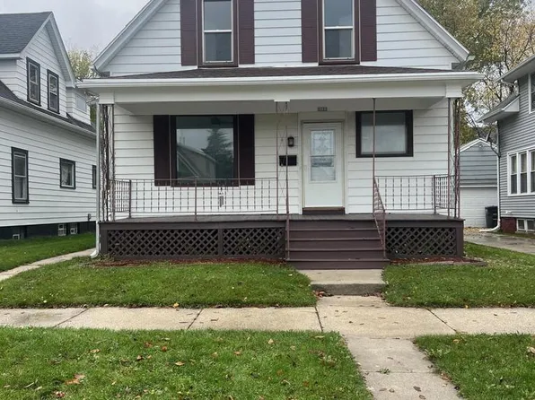 2122 North 11th STREET, Sheboygan, WI 53081