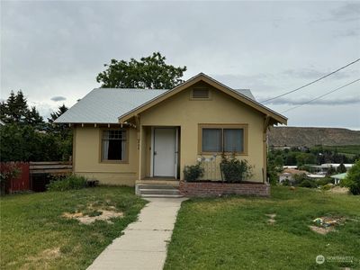 204 S Antwine, Tonasket, WA, 98855